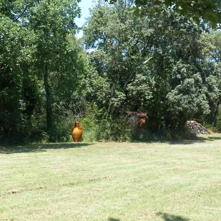 Bastide Provencale Au Calme *